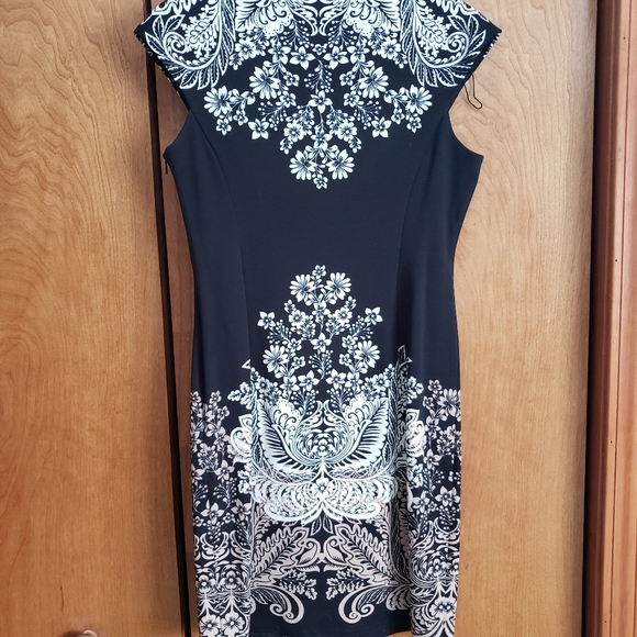 London Style Collection Sheath Dress - Picture 2 of 5